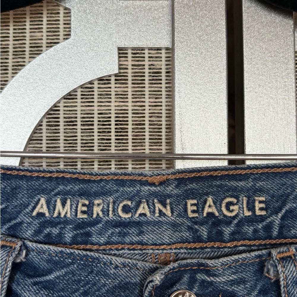 American Eagle Outfitters Blue Jean Shorts - Picture 4 of 10